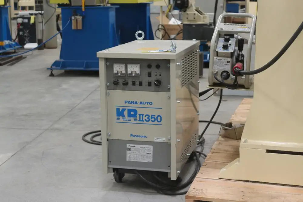 Hwashi Automatic Circular MIG Welder, Round Steel Tube Seam Welding