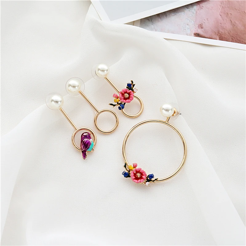 

Small Fresh Individual Flower Irregular Exaggerated Girl Earring, 5 color