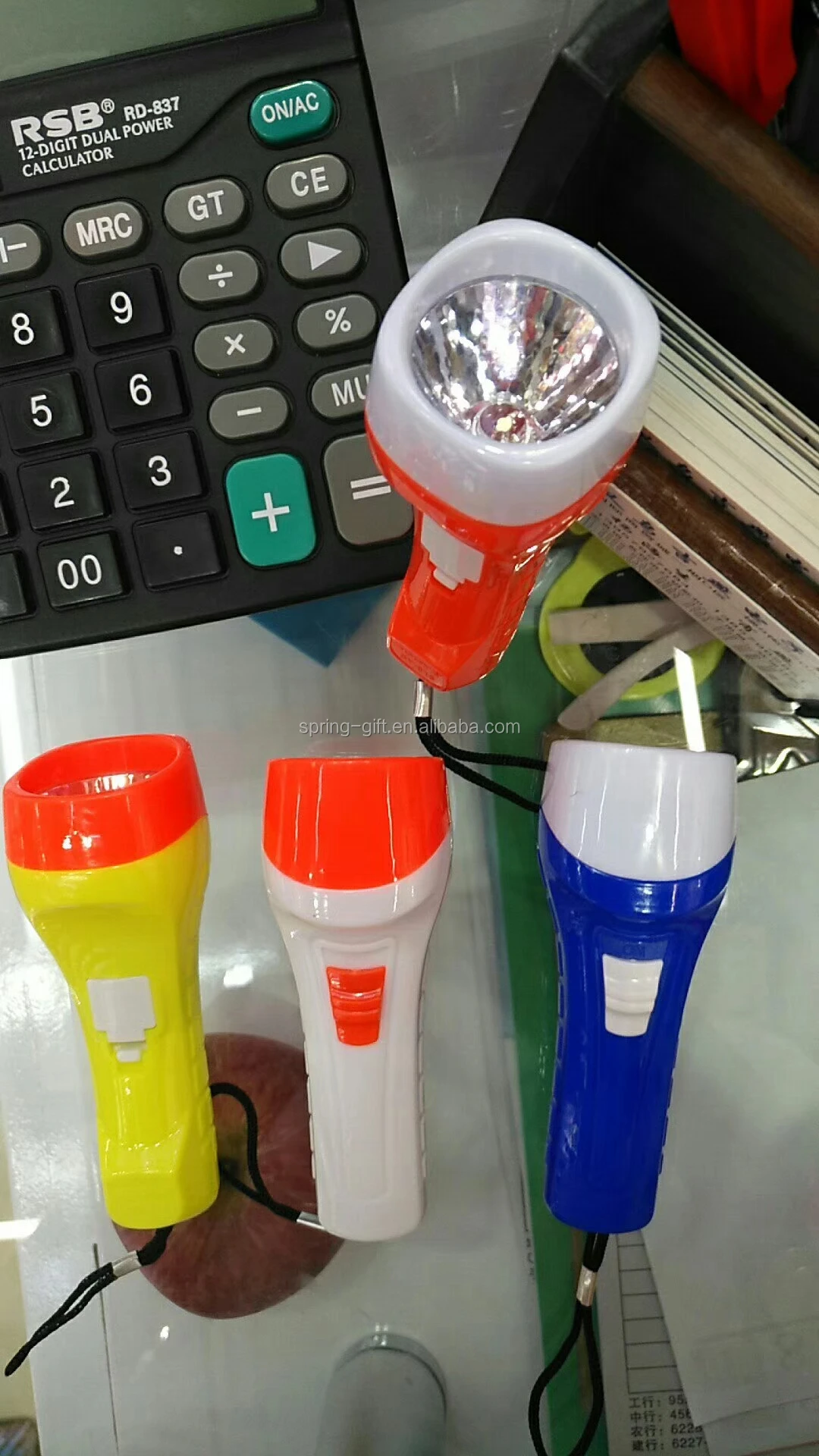 New Design Energy Efficient And Brightly Plastic Led Flashlight Torch