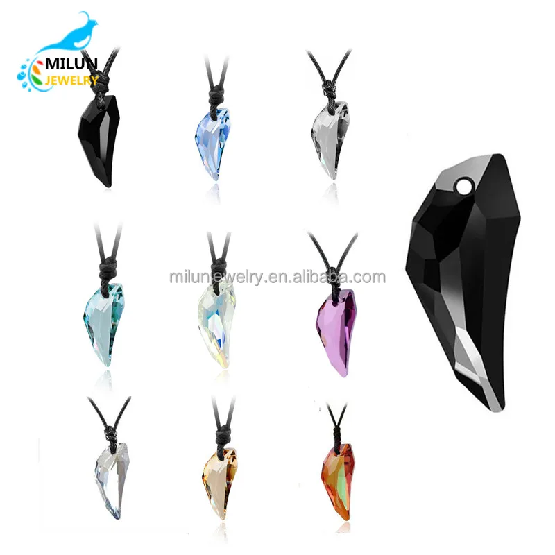 

Wholesale Crystal stone wolf tooth pendant necklace, Custom-made