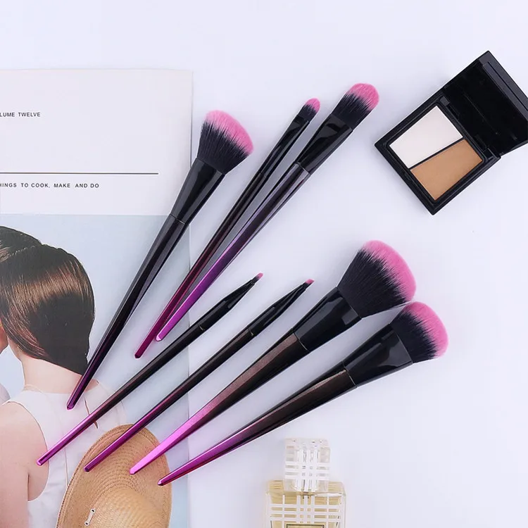 makeup brushes.jpg