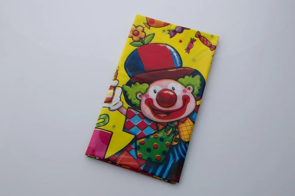 BIRTHDAY   PARTY   TABLE  COVER.jpg