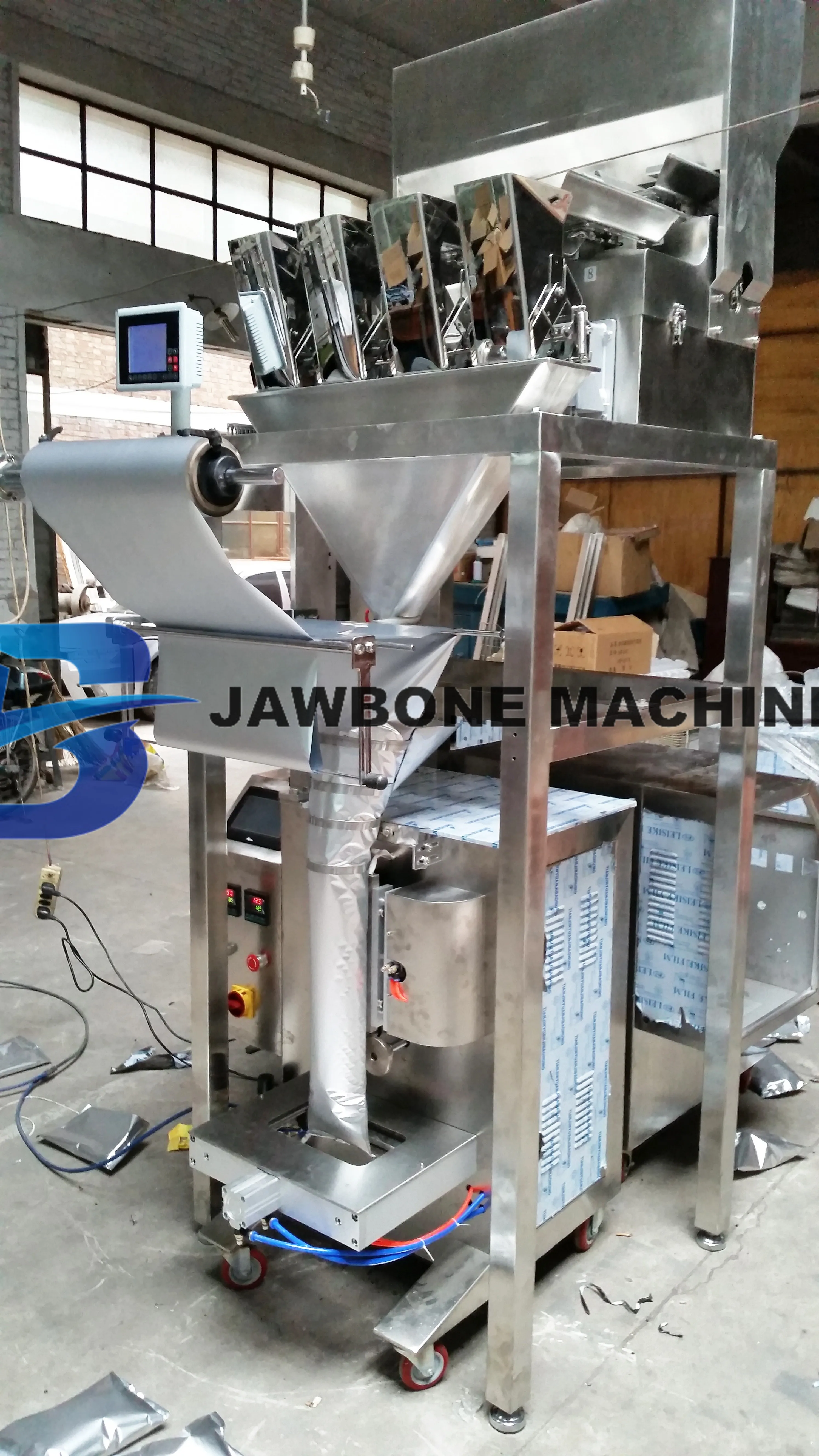 Jb300x4 500g 1kg Automatic Vertical Nuts Packing Machine With 4 Heads