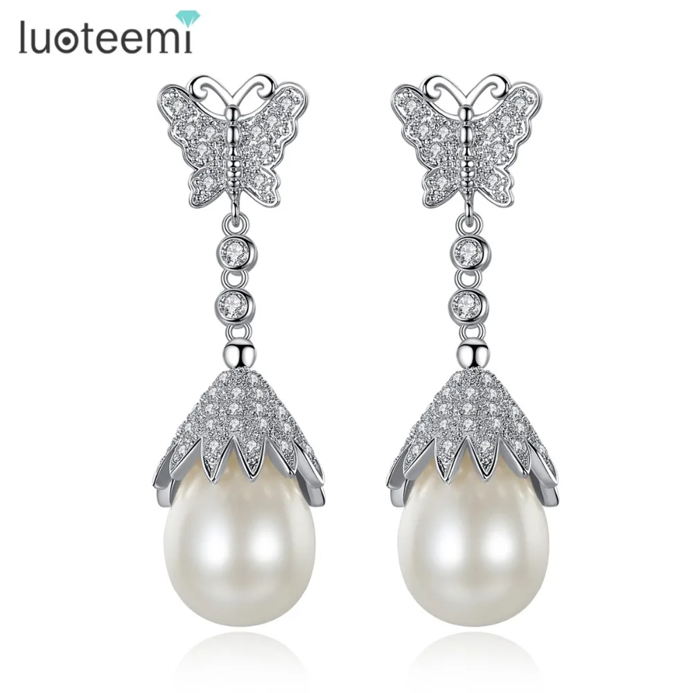 

LUOTEEMI Luxury Zircon Crystal Butterfly Top With Big Created Teardrop Pearl Drop Earrings, N/a
