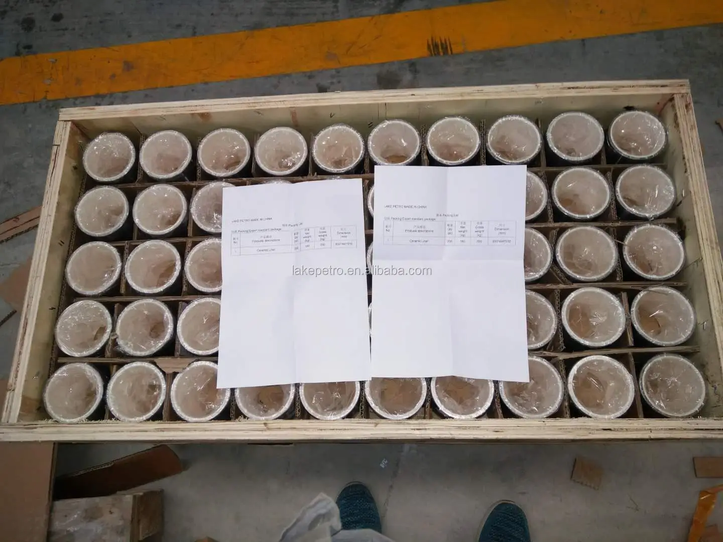 Mud pump zirconia ceramic liner 82 mm N80 82 mm N80 Ceramic 99 Liner for Mud pumpFMC 435 420 Triplex Mud Pump Ceramic LinersFMC 435 Bean Pump Ceramic LinersAlumina Zirconia Ceramic Tube Cylinder Liner with Metal Housing for Mud PumpWear Resistant Ceramic Liner Ceramic Lining for Petroleum MachineryZirconia Ceramic Cylinder Liner for Mud Pumps Ceramic to Metal Tube5.jpg