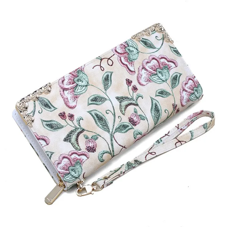 2017 New Fashion Wallet Trend Embroidery Pu Purse Flower Embroidered