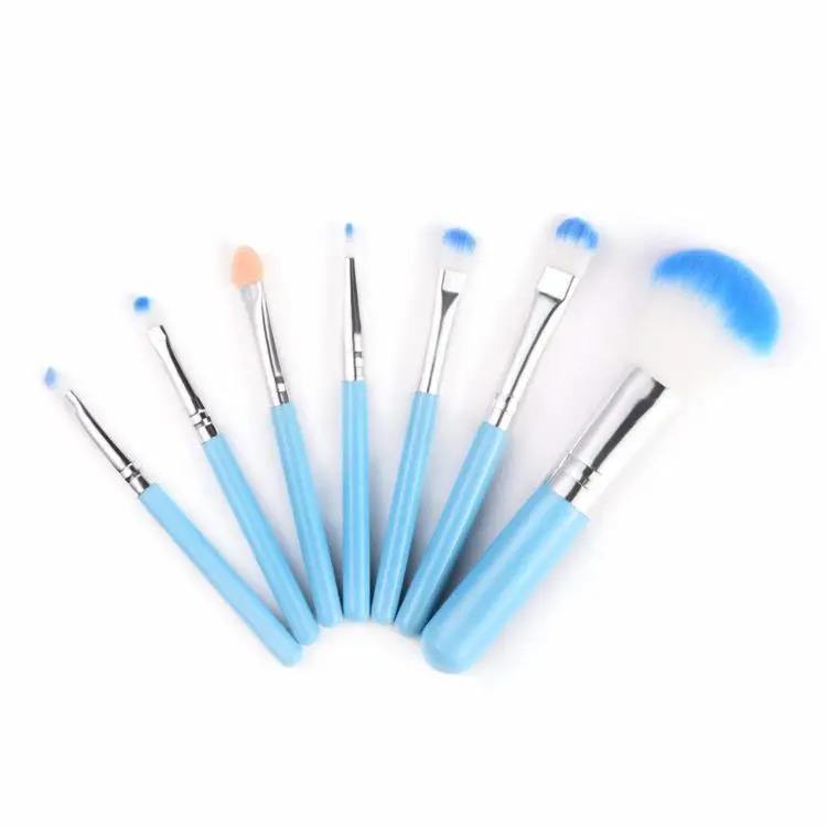 makeup brush.jpg