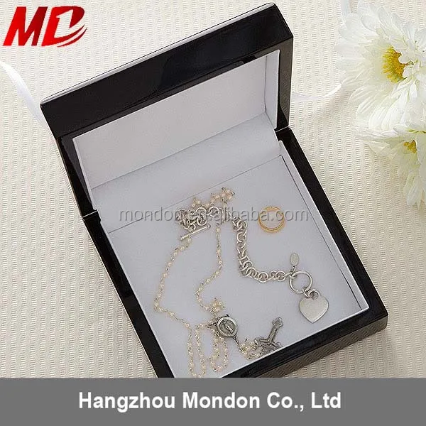 Graduation Memories Personalized Jewelry Box.jpg