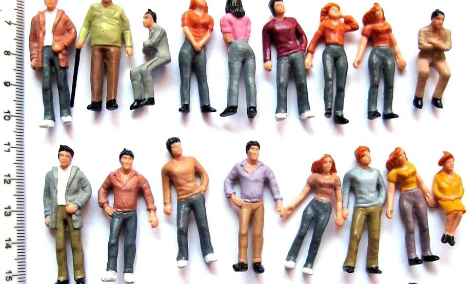 scale model figures 1/250