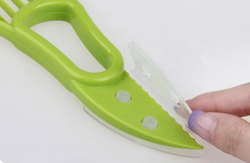 3 in 1 avocado slicer Multi-functional avocado Peeler Cutter