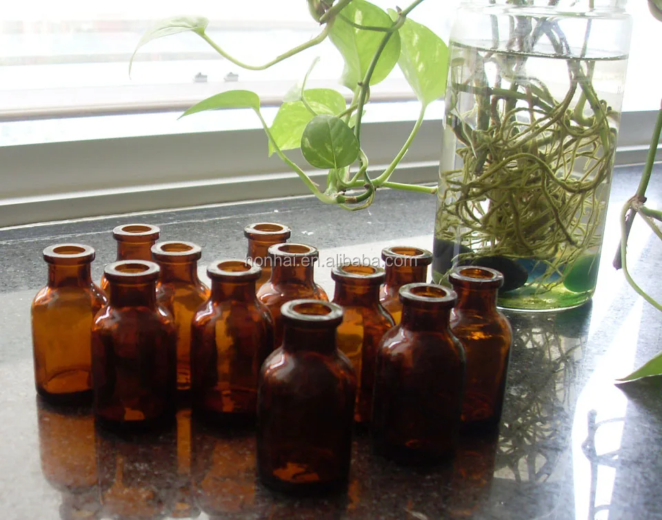 amber injection vial 05.jpg