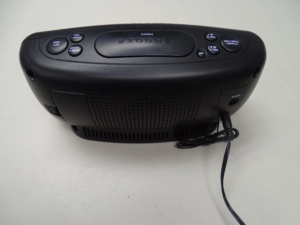 
Digital Alarm Clock Radio 