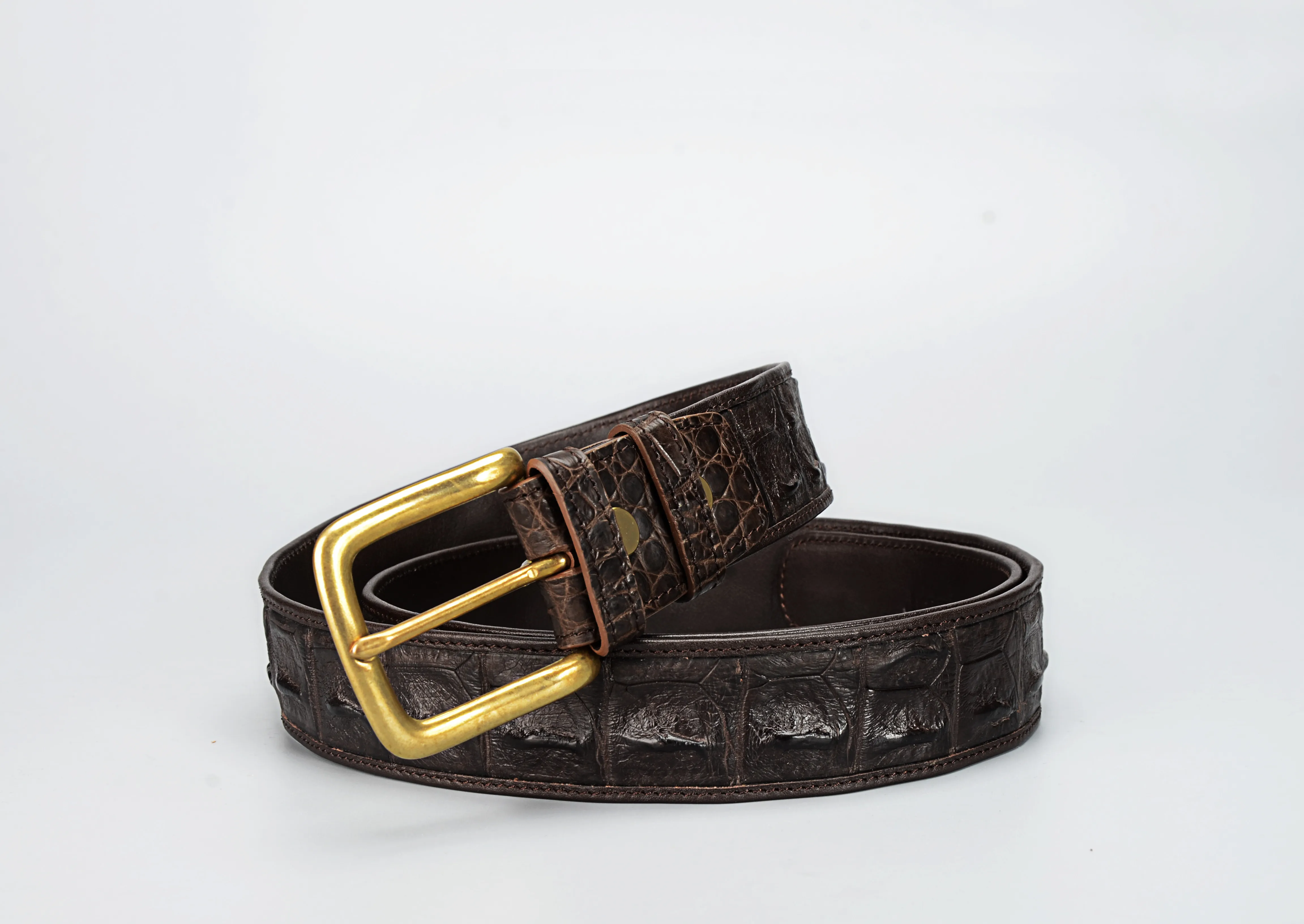 男式鳄鱼皮角皮带与针扣 - buy 真皮腰带,真皮男士腰带,鳄鱼带