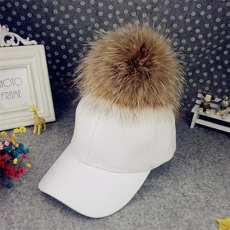 Professional Manufacturer Custom Wholesale Baseball Hat With real raccoon fur pompom