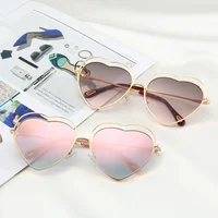 

Amazon hot sale gradient color ladies metal frame heart shaped fashion sunglasses