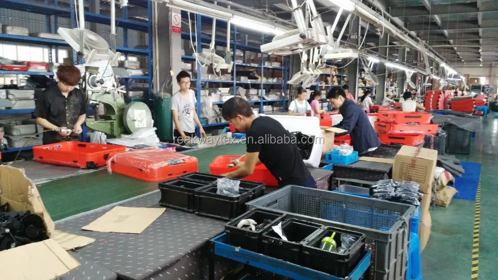 China Luggage Factory Supply 2 Piece Pp Retractable Wheel Newest Urban