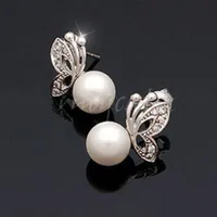 

2019 Korean Butterfly Pearl Ear Nails Wholesale Yiwu Small Jewelry Factory Direct Sale for women