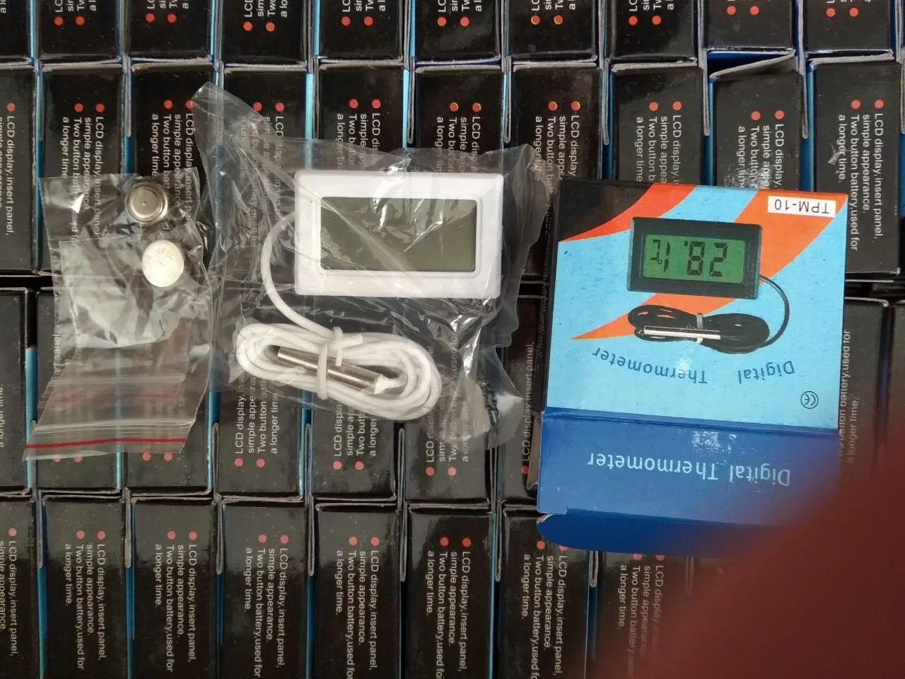 Mini Digital Fish Tank Aquarium Thermometer with -50-70 degree C
