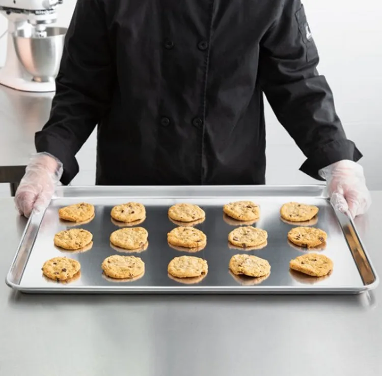 

Bakeware Full Size 19/21 Gauge 18" x 26*1" Wire in Rim Aluminum Bun / Sheet Pan/bakers sheet pan