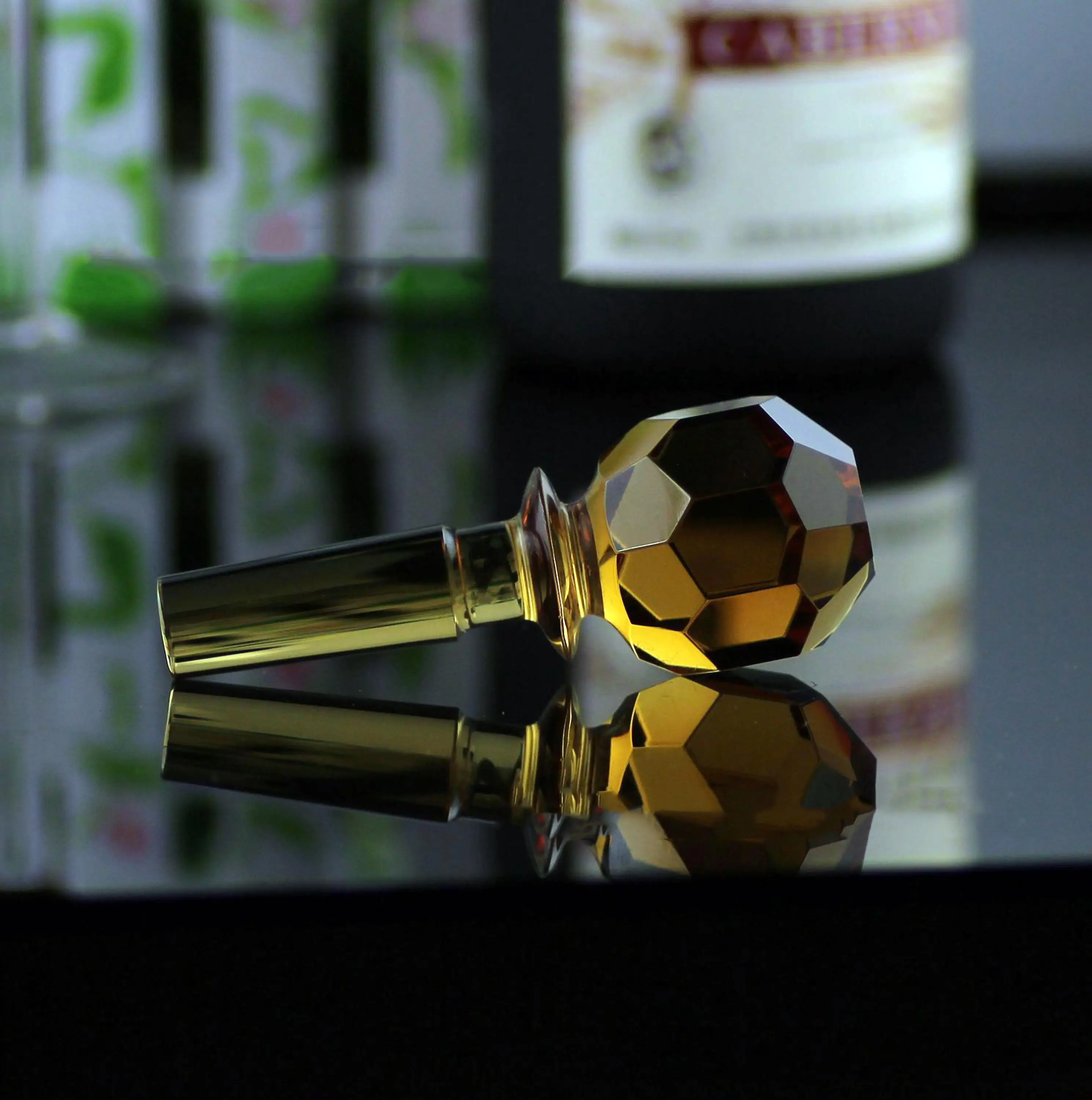 Wholesale Custom Crystal Glass Ball Metal Wine Stopper For Wine Bottle