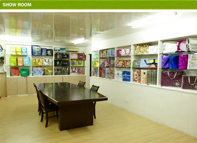 Wholesale Foldable Laminated Pp Woven Beach Mat Picnic Mat Buy Folded