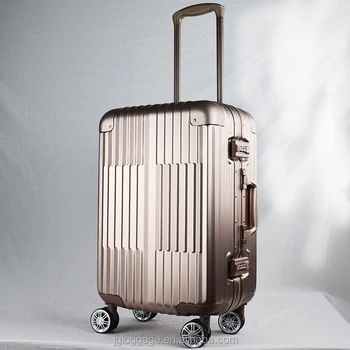 luggage with removable wheels