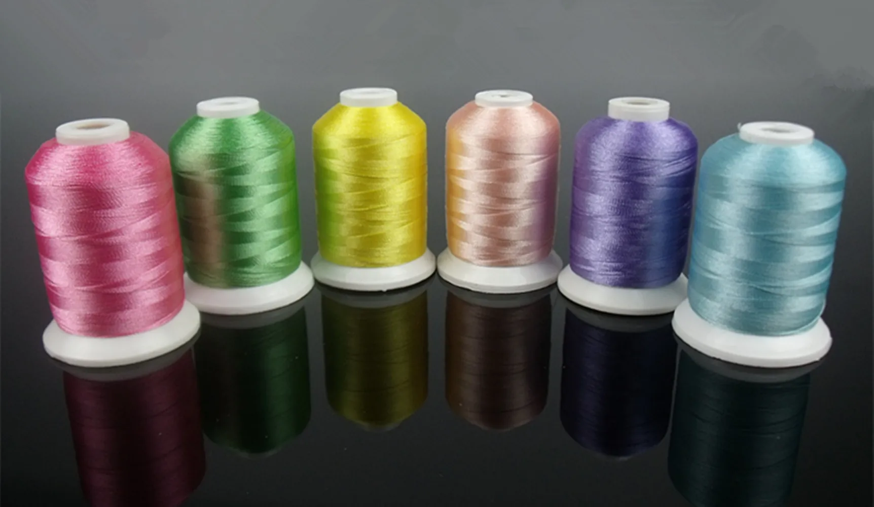 
Brand new Simthread manufacturer 100% polyester sewing thread Machine Embroidery Thread 