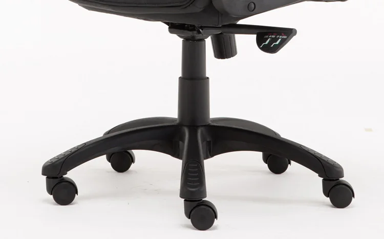 racing chair-OMAR-008.jpg