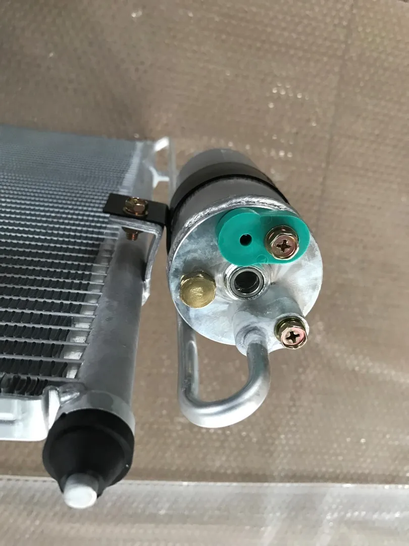 Bowente Oe No Mr398785/mn123642 Automobile Cooling System Condenser