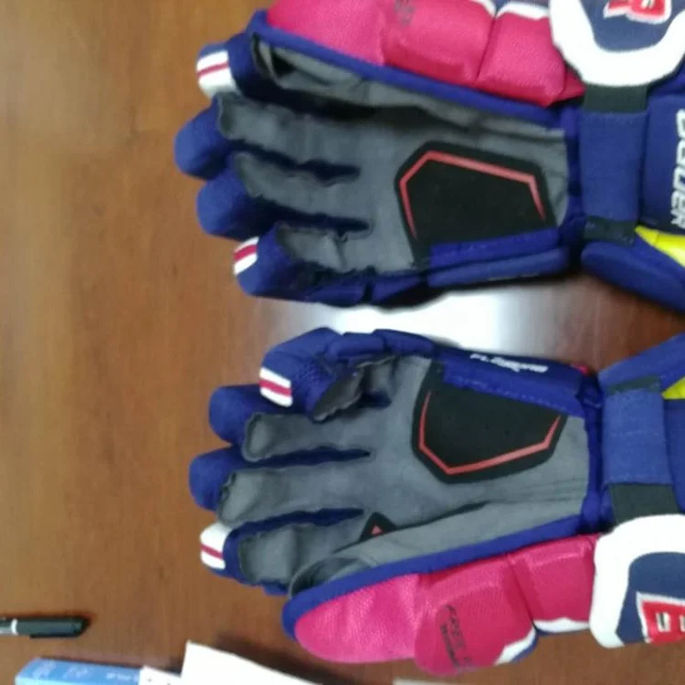 
Pro Senior Player 1S Ice Hockey Glove Blue red black wholesale in stock and OEM available 