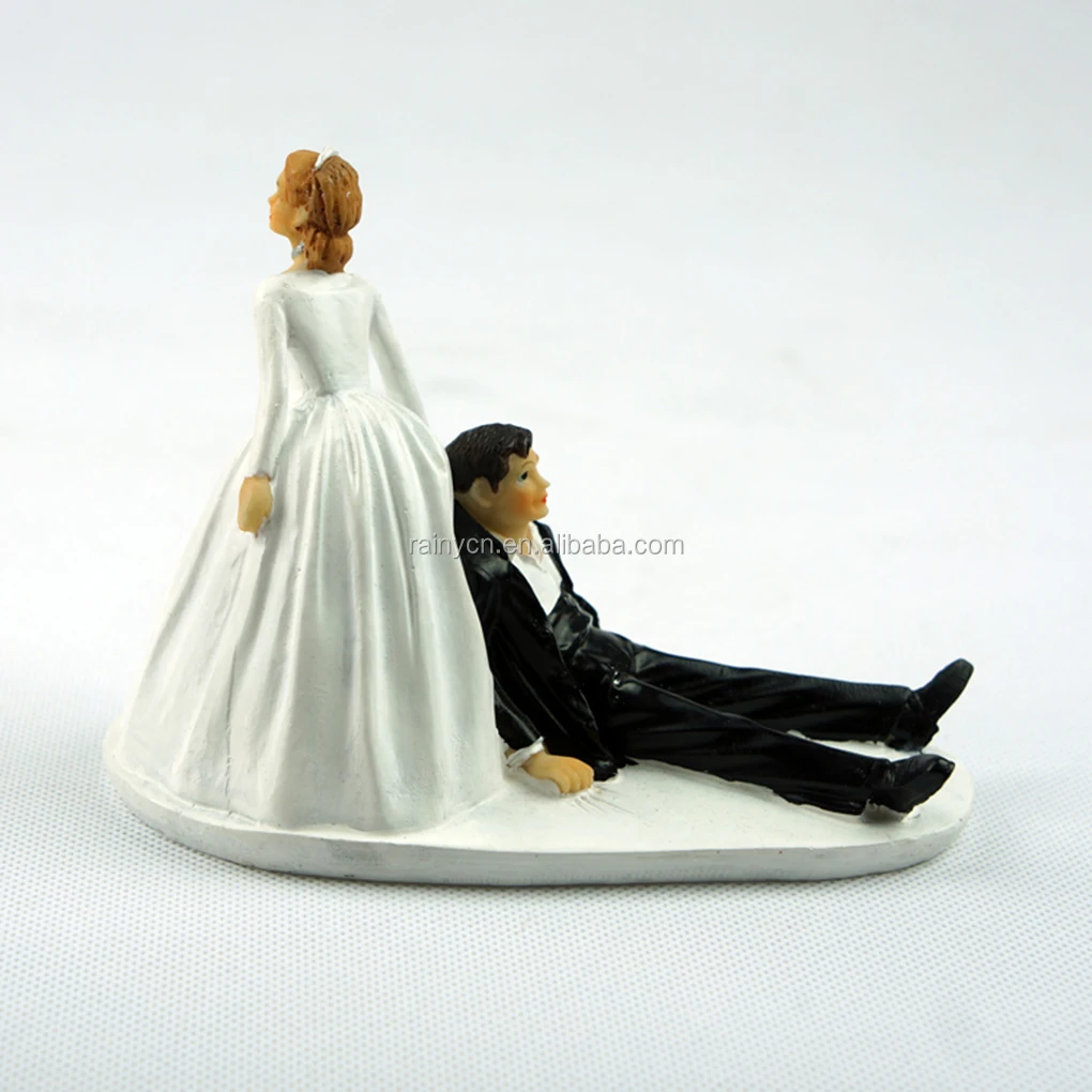 Reusable Romantic Groom Bride Marry Resin Figurine Wedding Cake Decoration 