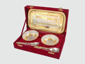 Pharmaceutical Gift Item Two Tone Dry Fruit Set Wedding Pharmaceutical Gift Item Two Tone Dry Fruit Set Wedding In Velvet