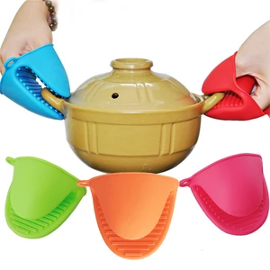 Image of Heat Resistant BBQ Grill Silicone oven mitt, Cooking Silicone Gloves Pot Holder