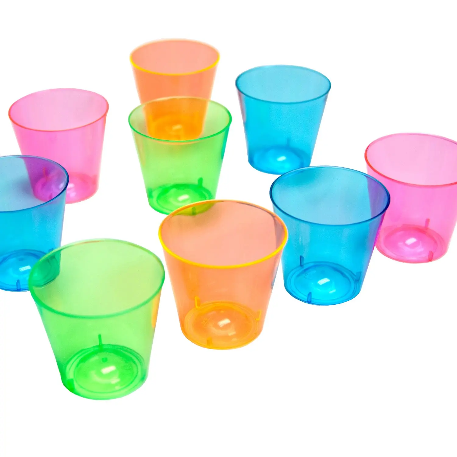 Купить стаканы на озоне. Стаканчик пластиковый. Разноцветные пластиковые стаканчики. Маленькие пластиковые стаканчики. Цветные одноразовые стаканчики.
