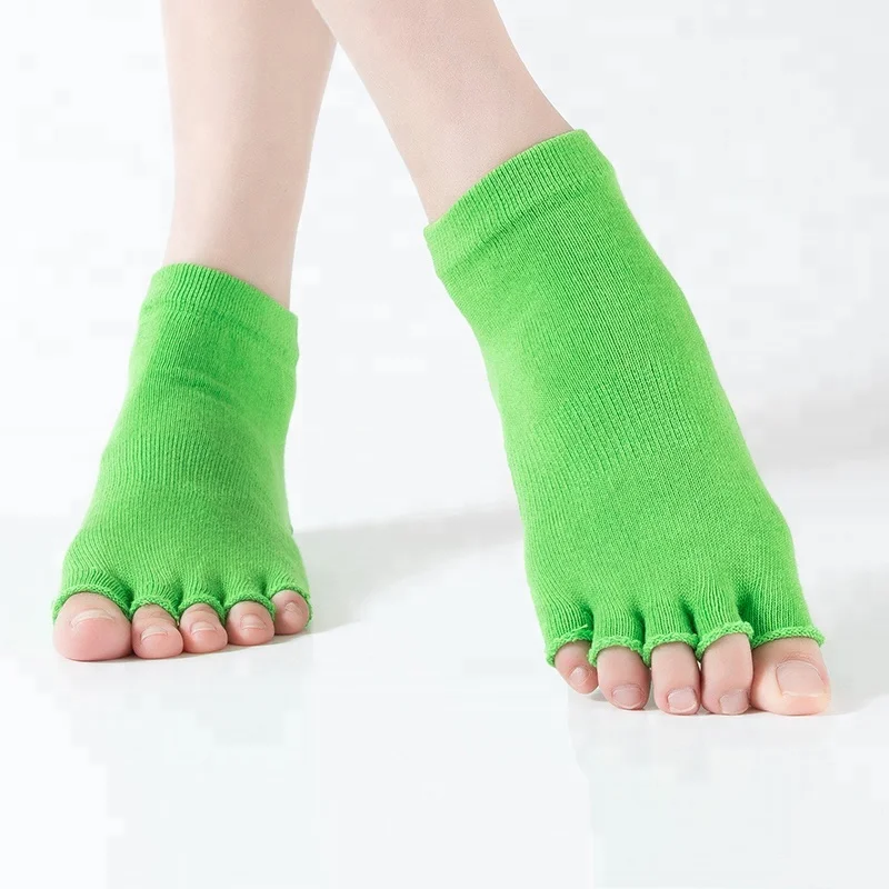 

Free shipping Women Pilates Socks Non Slip Sport Socks Ladies Cotton toeless yoga socks, N/a