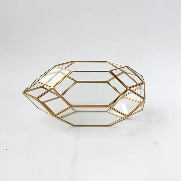 4377482977_1084808299