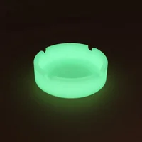 

Amazon Customization Logo Innovative Round Plastic Portable Ashtray Glow In The Dark Ashtray