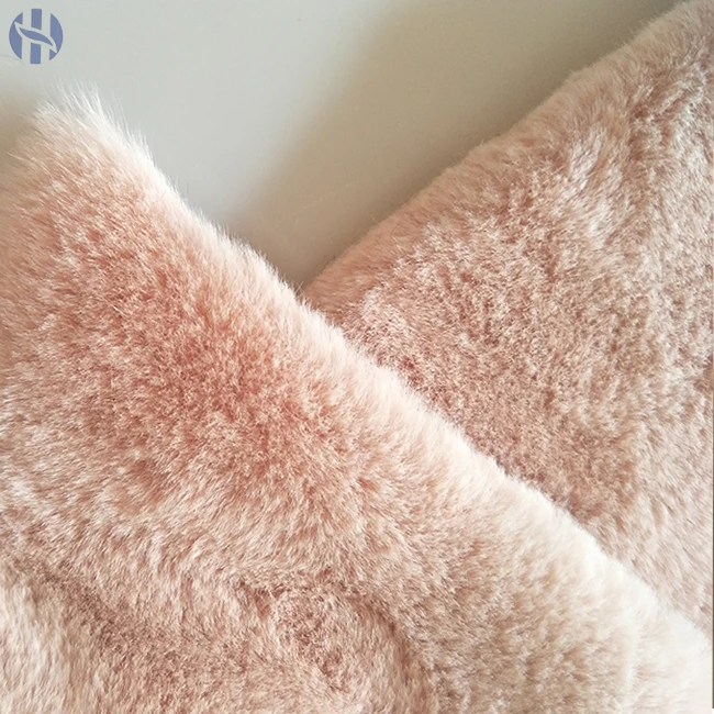 
Factory 100% Polyester Tissavel Long Pile Fake Fur Fabric For Toys Or Garment 