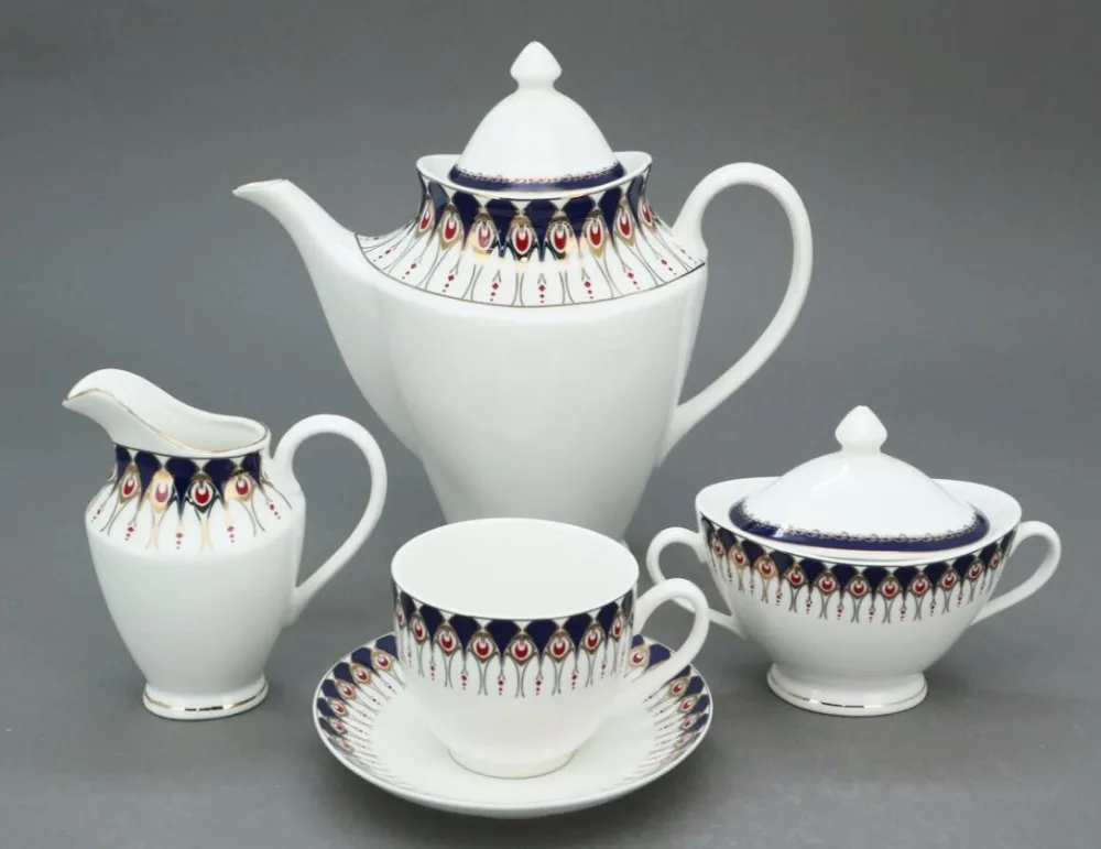 LV Design Premium Tea Cup with Saucer and Golden Spoon – Qareenay
