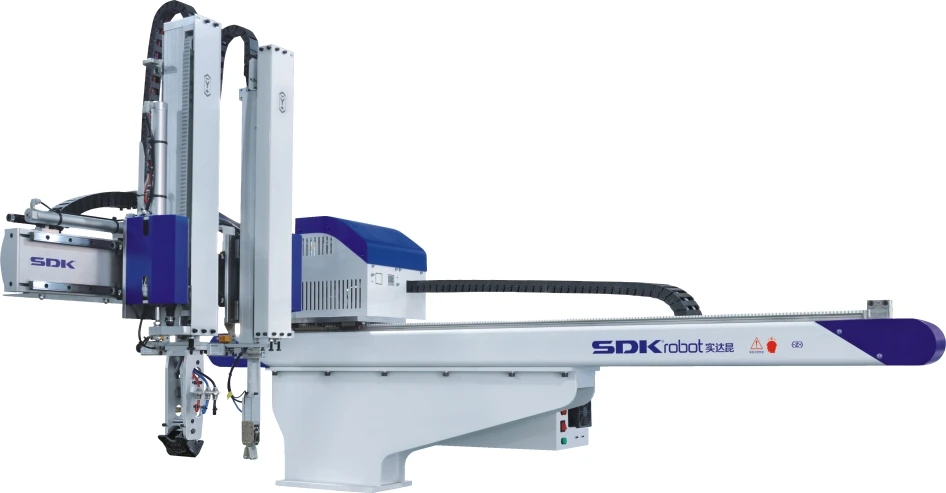 
2019 one axis industrial robot arm for injection molding machine 