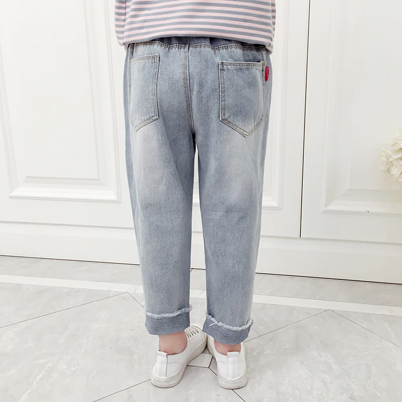 
Hot Sale Girls Spring Fashionable Cartoon Printed Kids Loose Elastic Waist Jeans Pants 