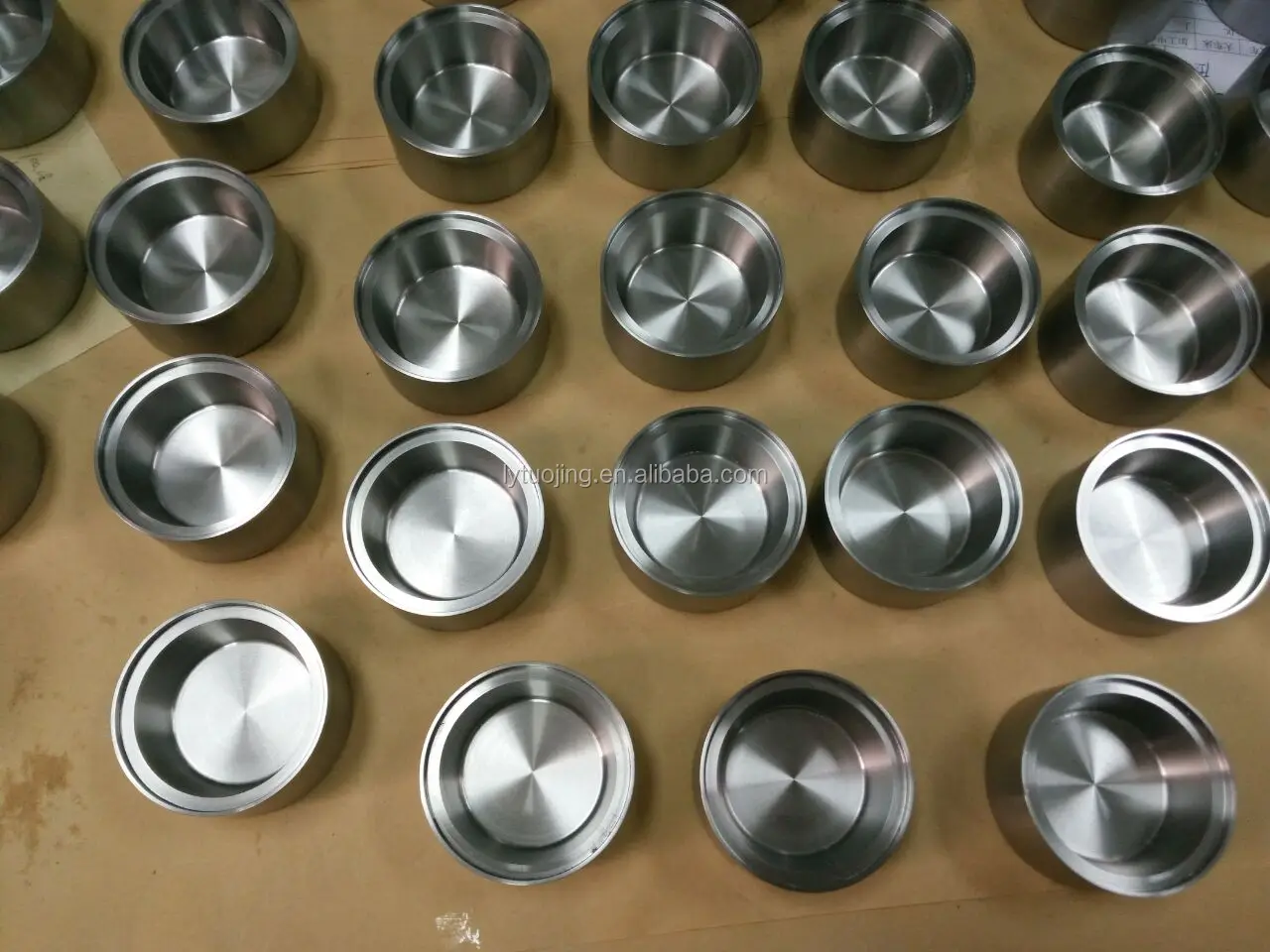 ; Mo1 moly crucible molybdenum crucible.jpg