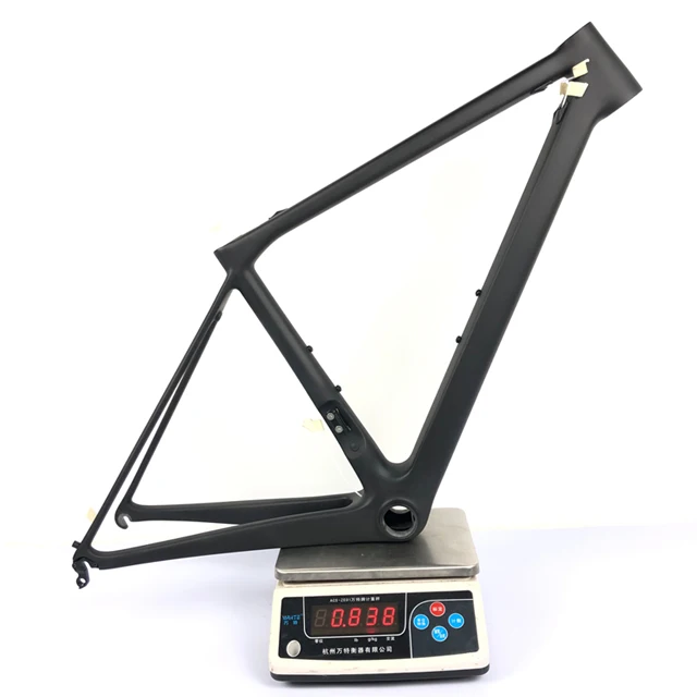 

2018 new Ultra-light carbon Road bicycle frame FM008.Superlight road bike frame 780g