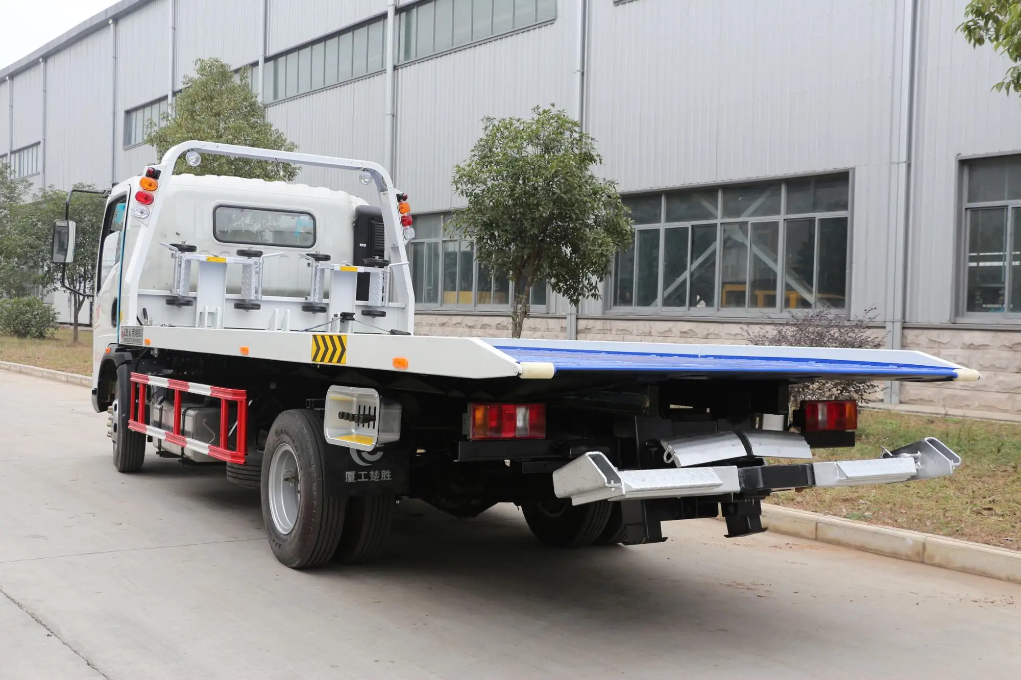 Sinotruk Howo 6tons Slide Bed Tow Truck Towing Truck Sale Malaysia
