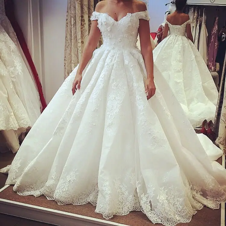 

Ivory off the shoulder luxury ball bridal gowns 2018 designs WT271