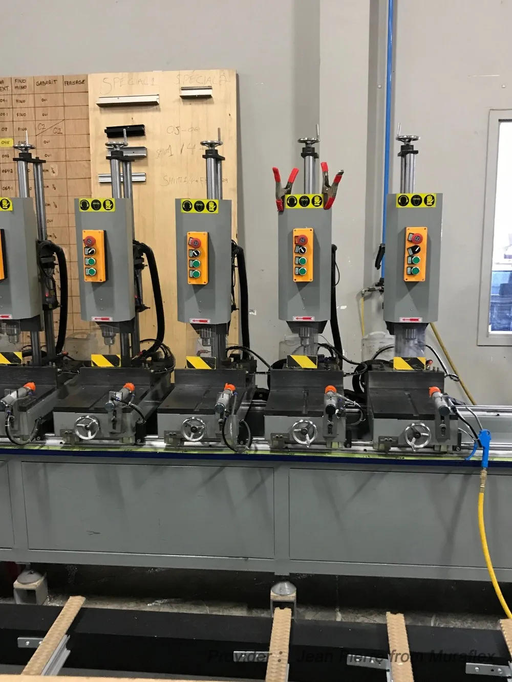 High Efficiency Aluminum Profile Mounting Holes Multi Head Drilling