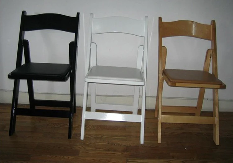 China Cheap Wholesale White Resin Folding Chair_3