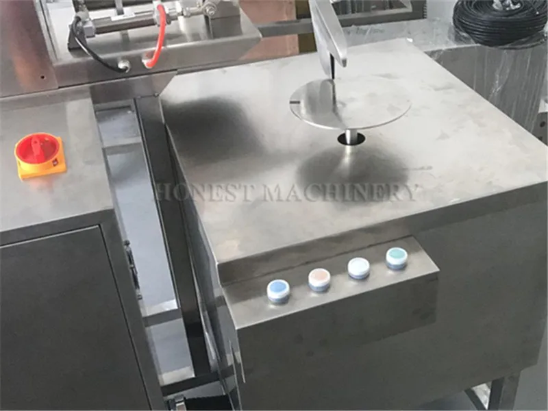 Stainless Steel Cake Machine / Automatic Birthday Cake Cream Machine