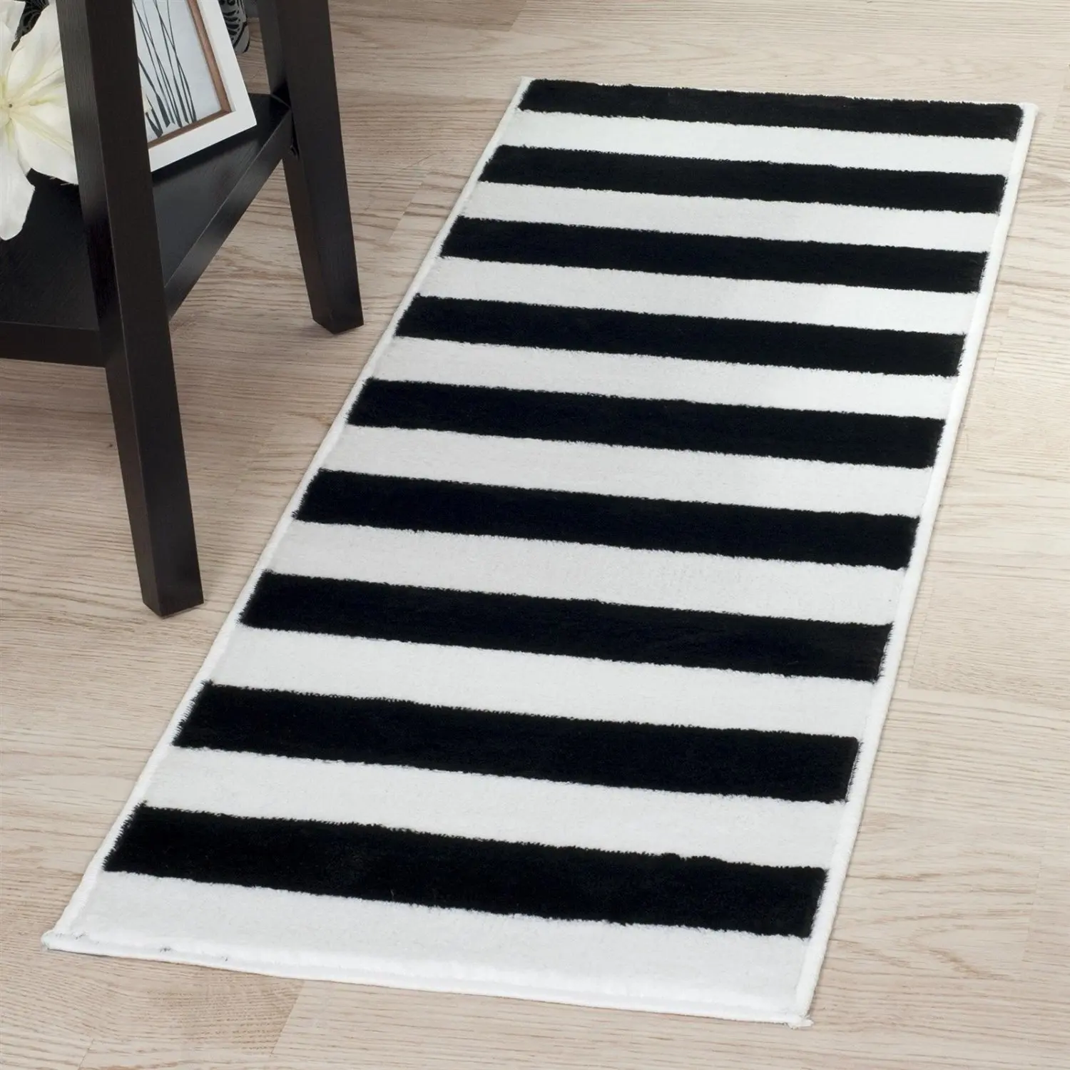 Black And White Carpet Runner Find Black And White Carpet Runner Find