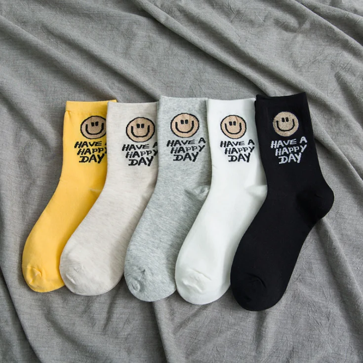 

Korean smiling face letters have a happy day soft cotton women socks, Picture shown